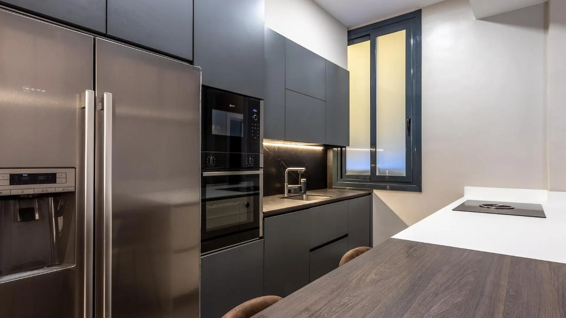 Aston - Bilbao Amplio Y Centrico Apartment