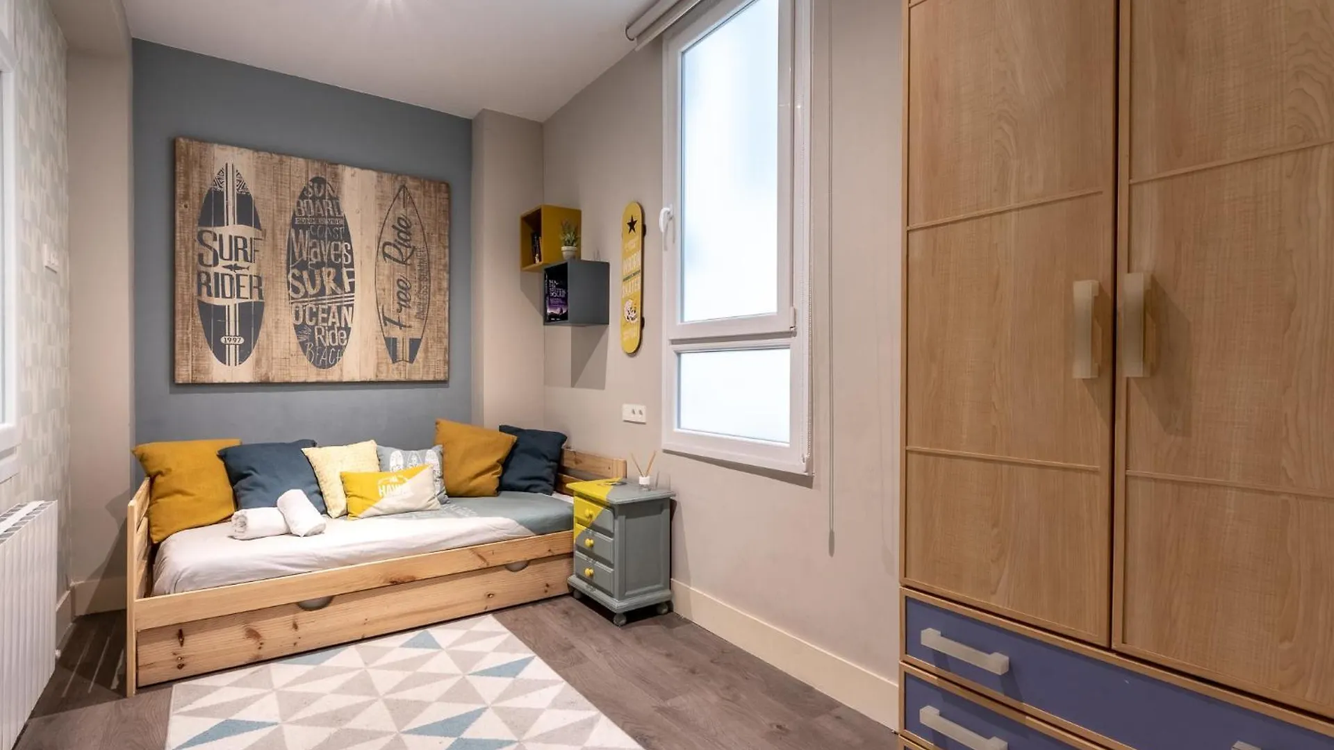 Aston - Bilbao Amplio Y Centrico Apartment 0*,  Spain