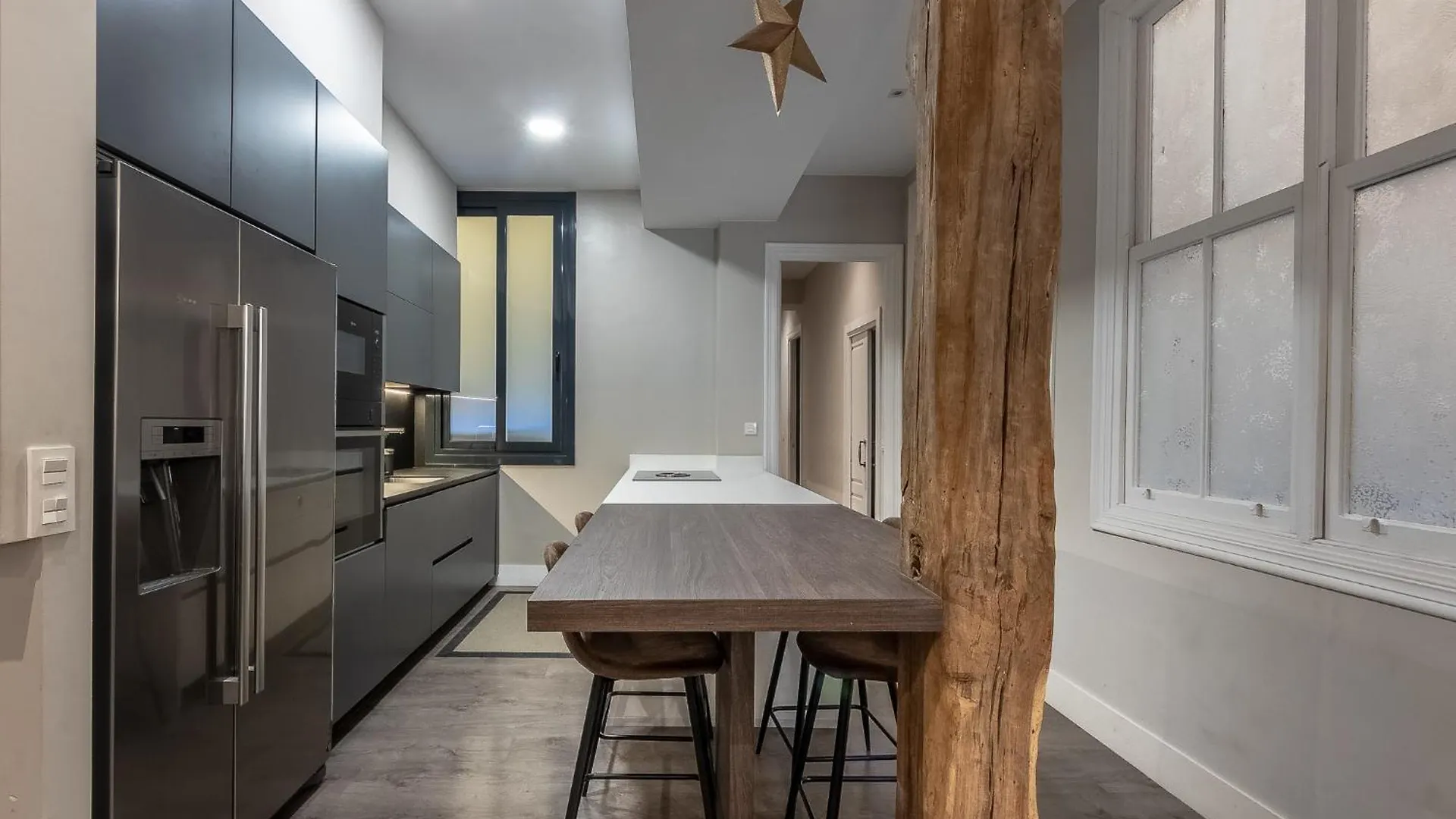 Aston - Bilbao Amplio Y Centrico Apartment 0*,